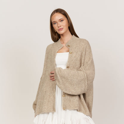 Oversized Cardigan "CozyGlam"